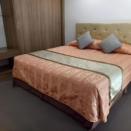 Score Birds Hotel Анхелес Екстер'єр фото