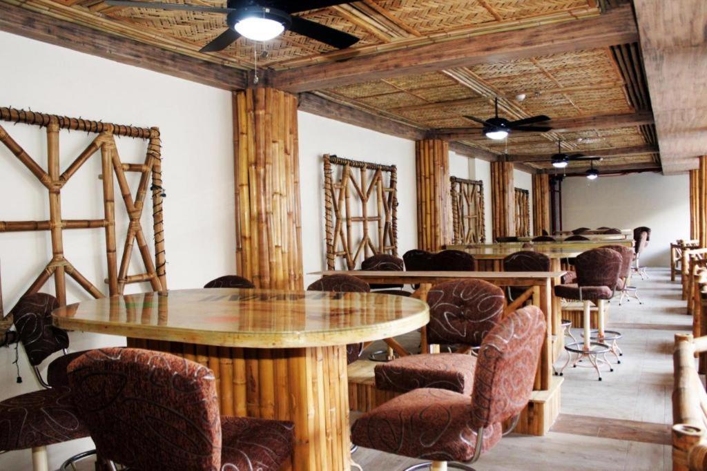 Score Birds Hotel Анхелес Екстер'єр фото
