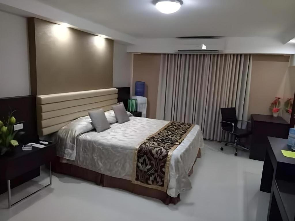 Score Birds Hotel Анхелес Екстер'єр фото